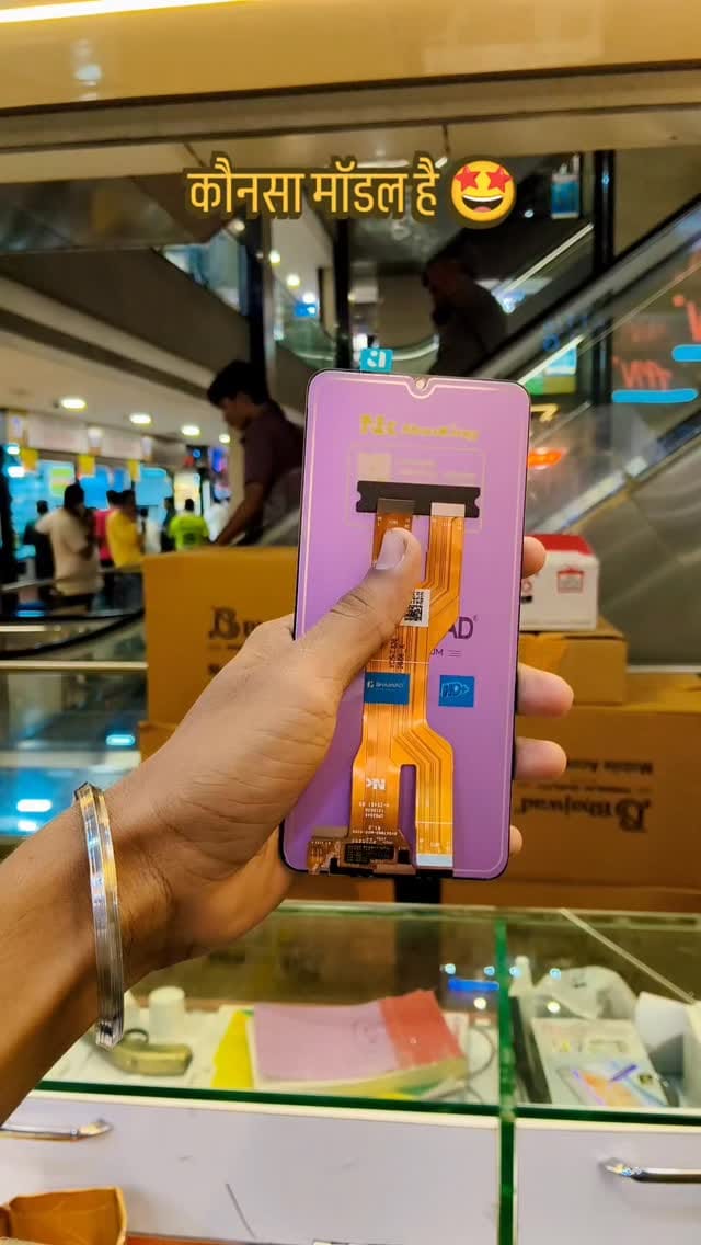 Post 3 by ❣️MP MOBILE MUMBAI ❣️ on Instagram (video)