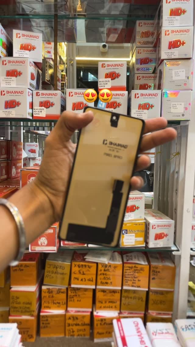 Post 2 by ❣️MP MOBILE MUMBAI ❣️ on Instagram (video)