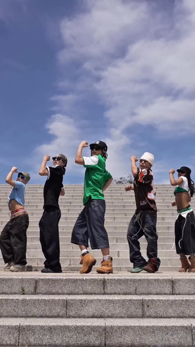 Post 3 by Minami Oikawa on Instagram (video)