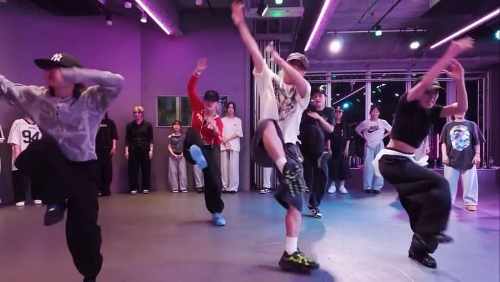 Post 2 by Minami Oikawa on Instagram (video)