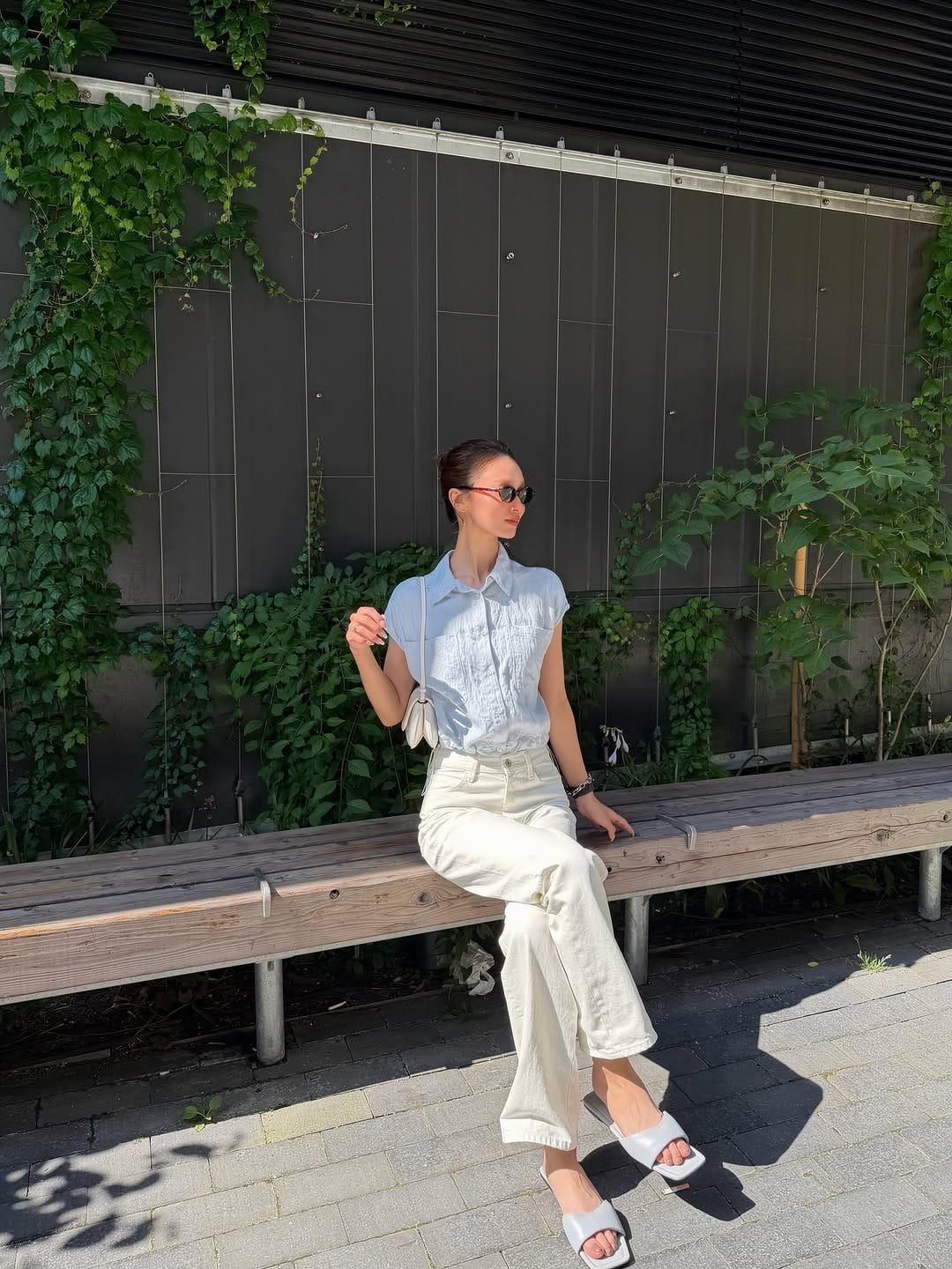 Post 1 by AMI / メイクアップアーティスト💄 on Instagram (carousel)