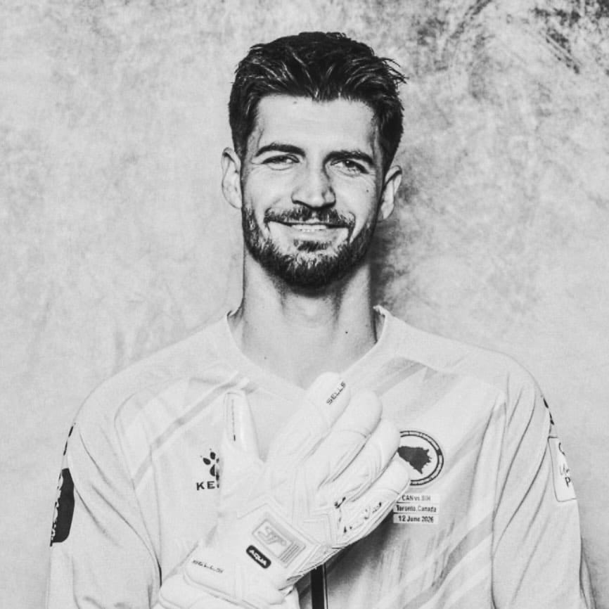 Post 4 by Sells Goalkeeper Products on Instagram (image)
