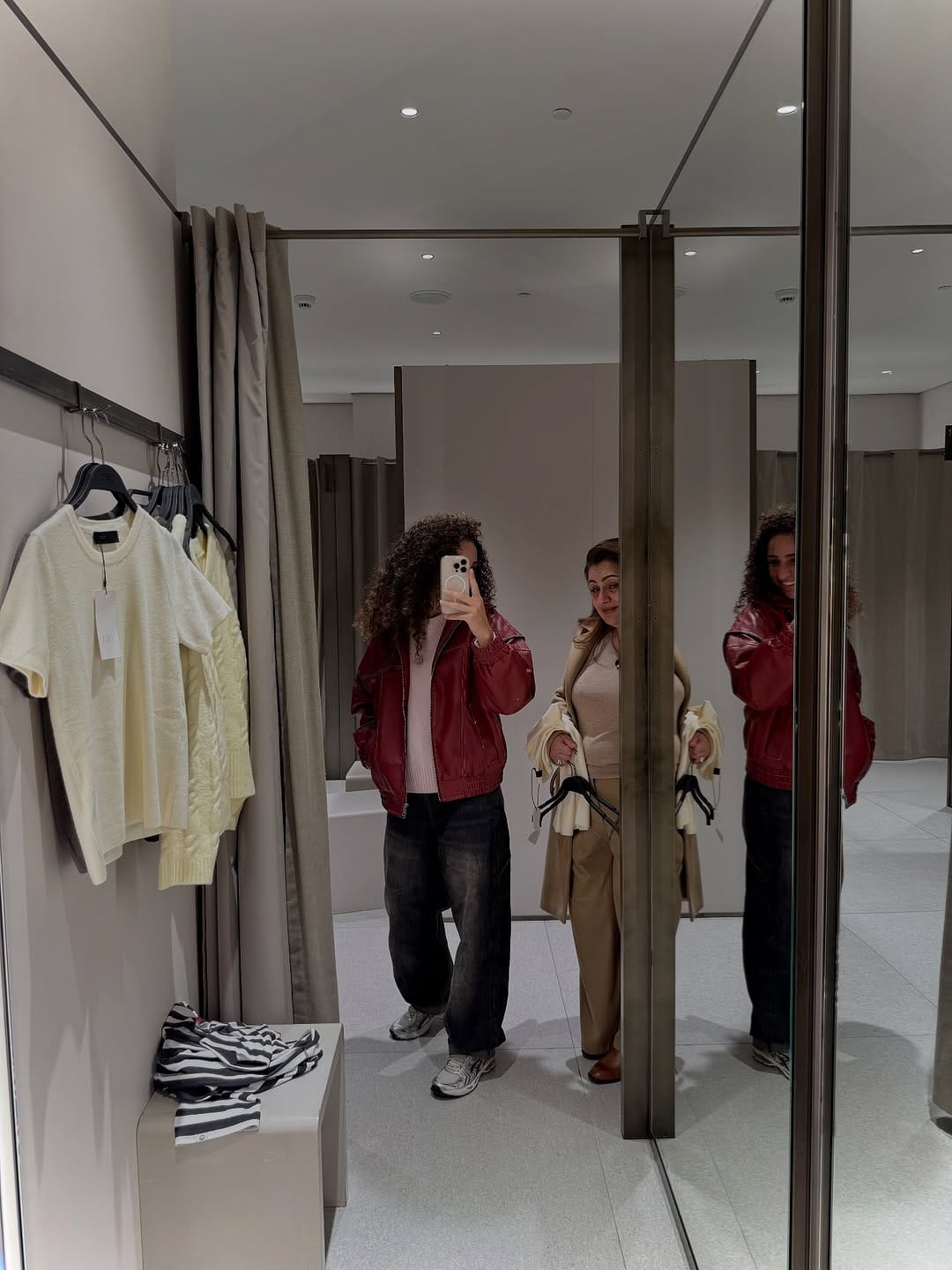 Post 6 by 𝙽𝚞𝚛 𝚊𝚕 𝙹𝚊𝚠𝚊𝚑𝚒𝚛𝚒 on Instagram (carousel)