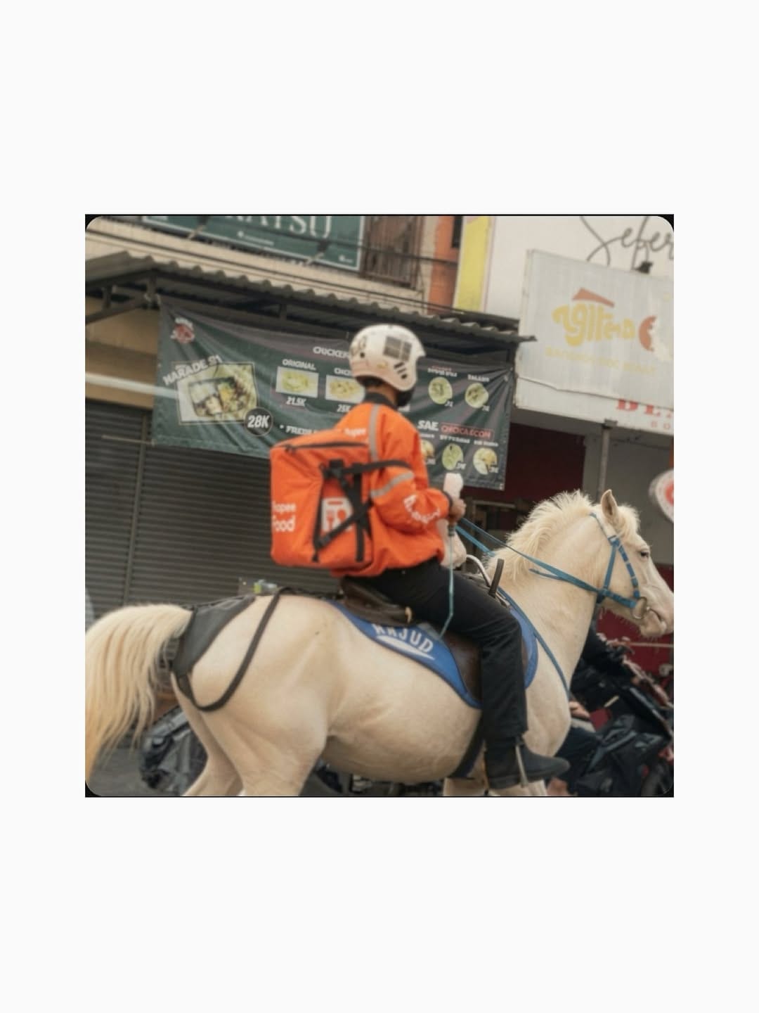 Post 7 by Media Fashion on Instagram (carousel)