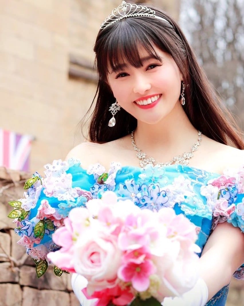 Post 10 by 月島ほたる on Instagram (image)