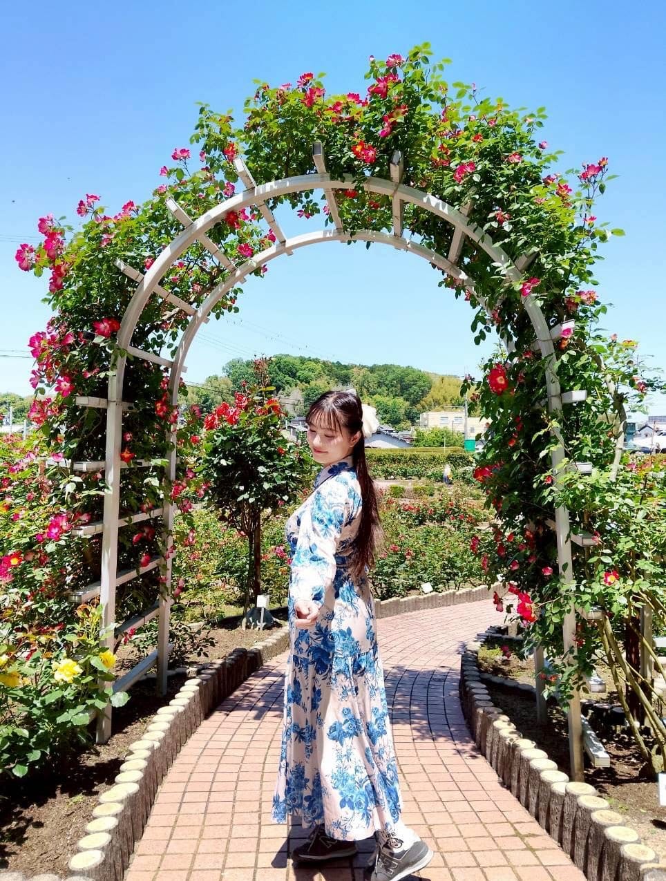 Post 6 by 月島ほたる on Instagram (carousel)