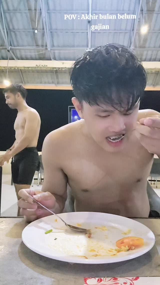 Post 4 by Avian WingQiziou on Instagram (video)