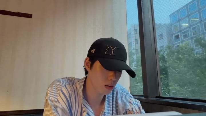 Post 8 by Daichi Matsuno on Instagram (video)