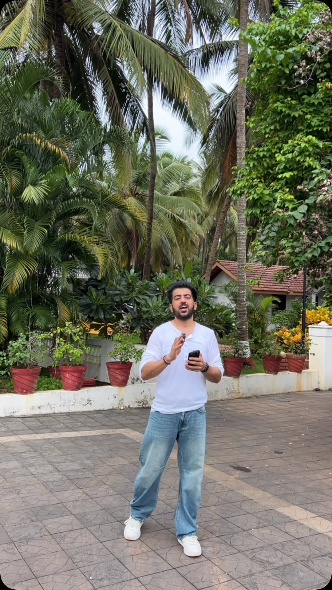 Post 9 by Naveen Sagar on Instagram (video)