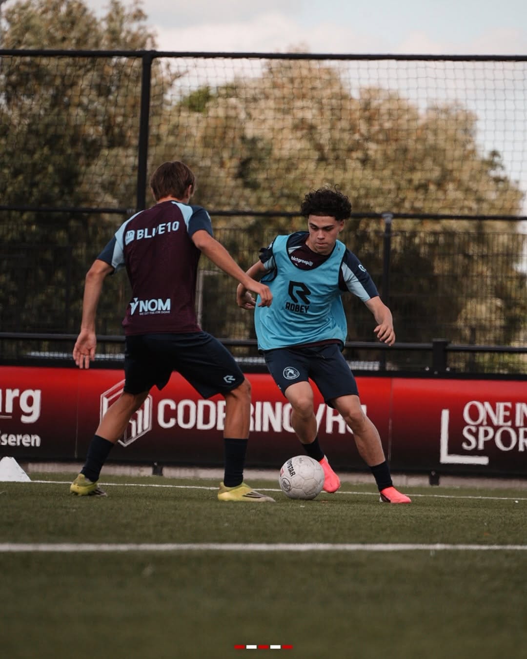 Post 1 by Sparta R'dam Jeugdopleiding on Instagram (carousel)