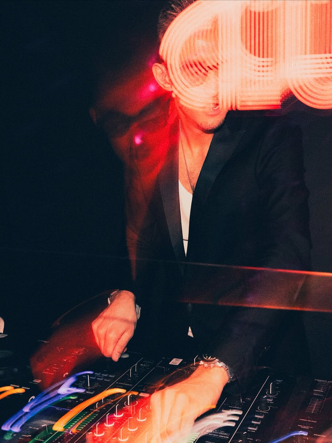 Post 7 by LEWIS LOUD on Instagram (image)