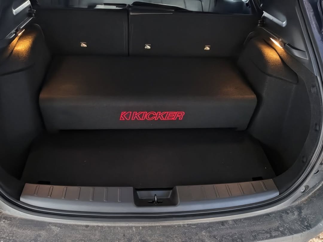 Post 2 by kickeruk on Instagram (image)