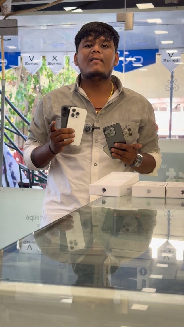 Post 5 by Phone Mart on Instagram (video)