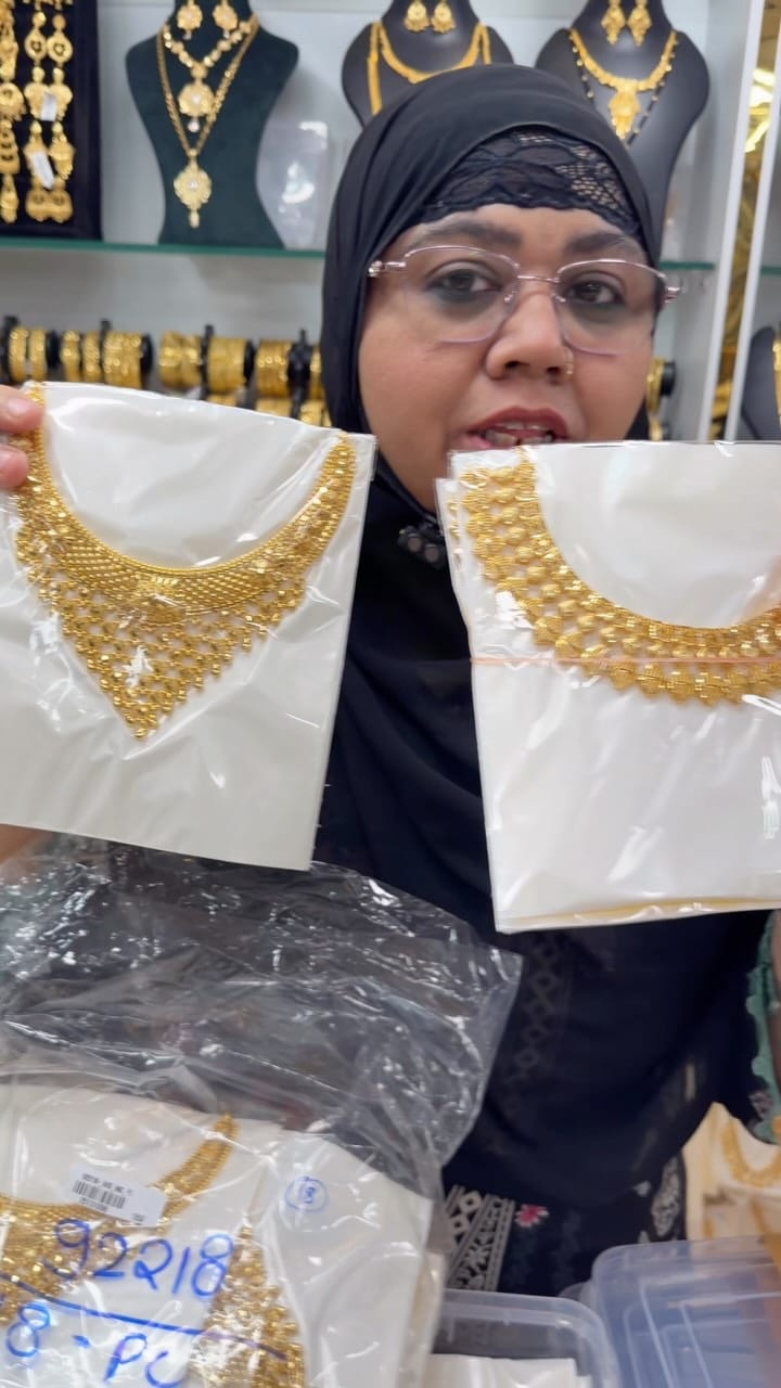 Post 3 by Zaid Imitation| Safiya Shaikh on Instagram (video)