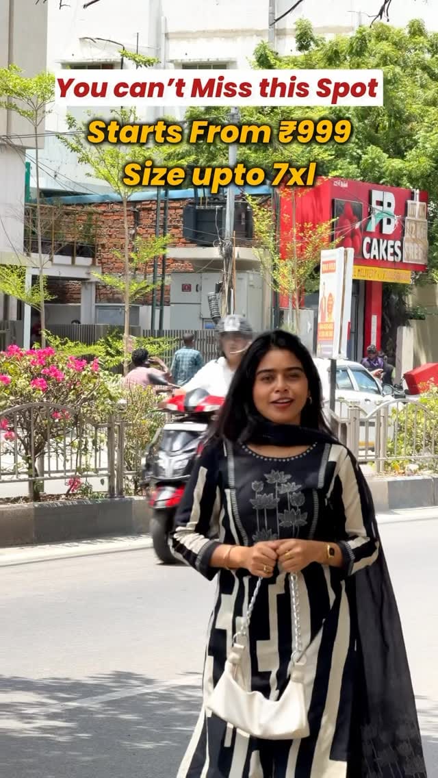 Post 3 by Rang Roop on Instagram (video)