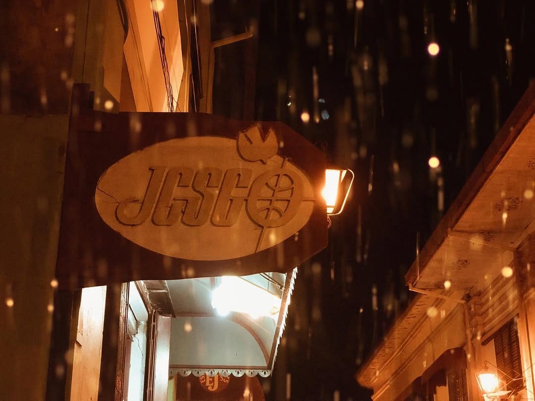 Post 10 by P H O T O G R A F A Y E on Instagram (image)