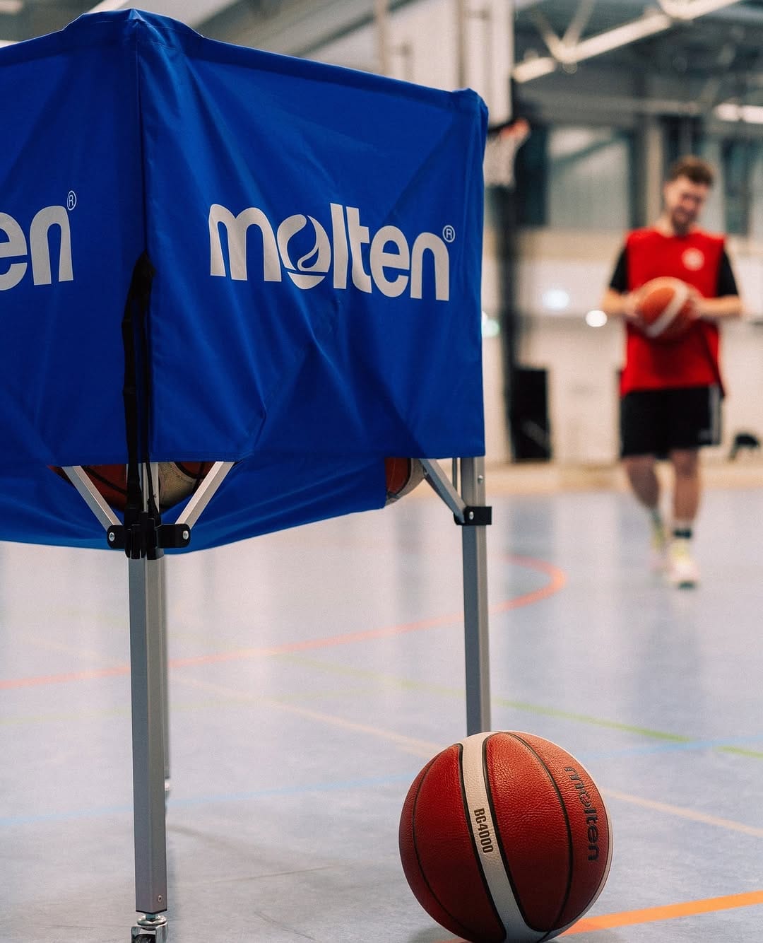 Post 10 by Molten Basketball on Instagram (image)