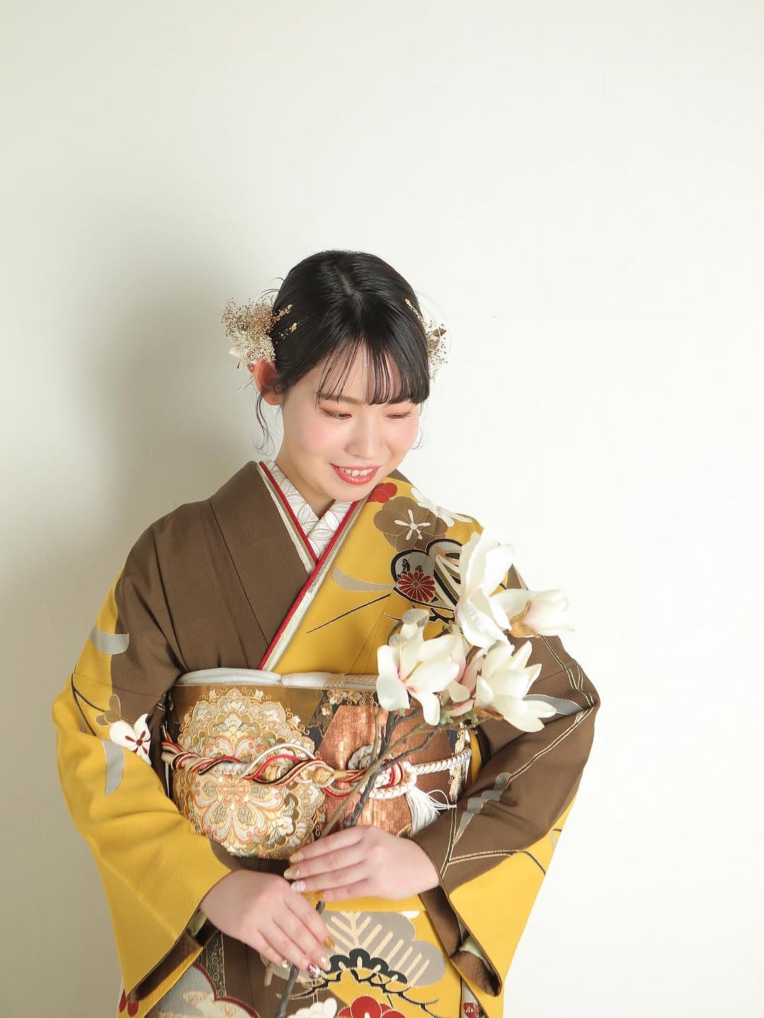 Post 10 by 【きものやまなか】振袖購入 ママ振袖 名古屋市 山中邦彦 on Instagram (carousel)