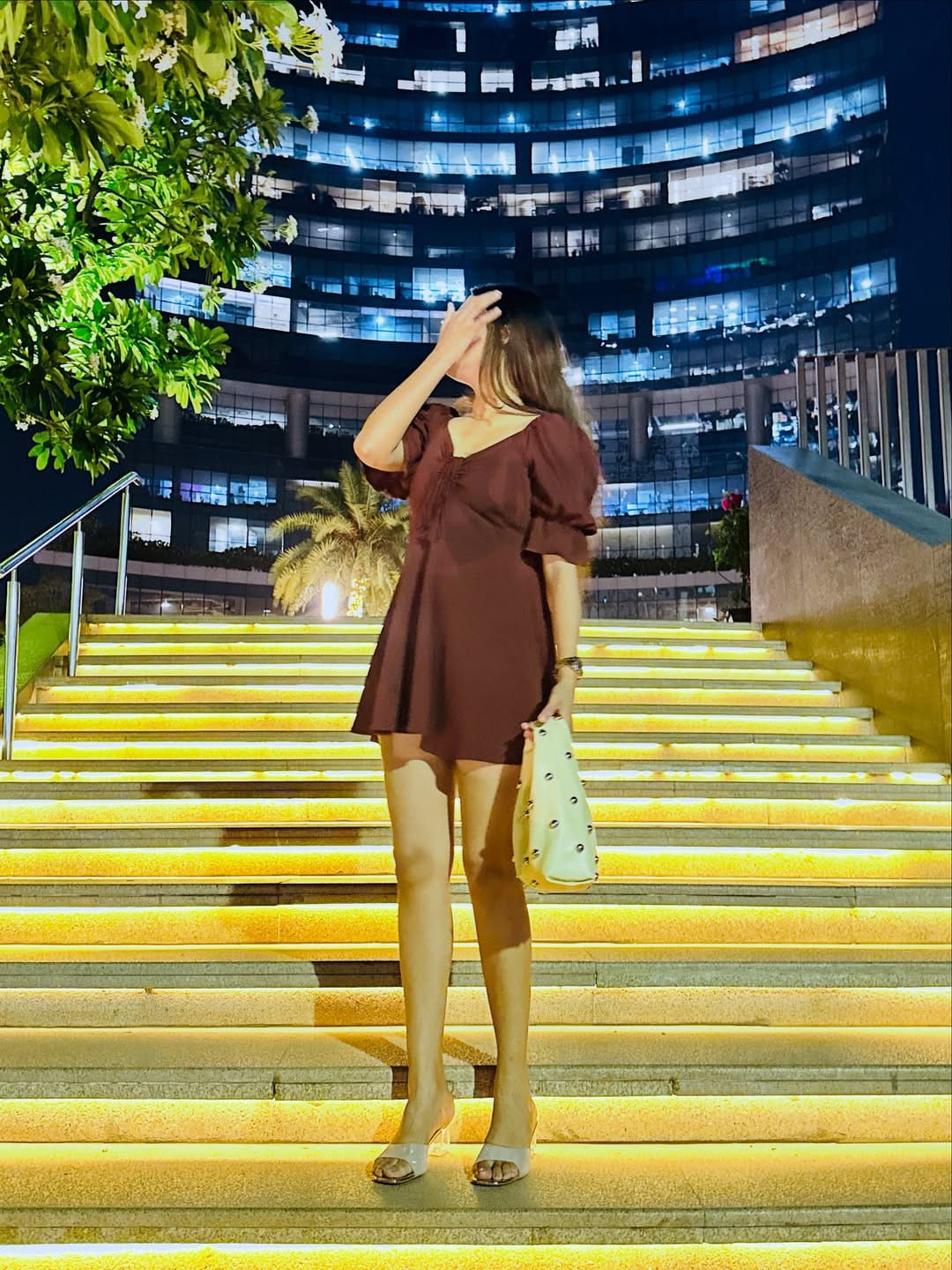 Post 7 by 𝐀𝐒𝐇𝐍𝐀 𝐊𝐈𝐒𝐇𝐎𝐑𝐄 🧿 on Instagram (carousel)