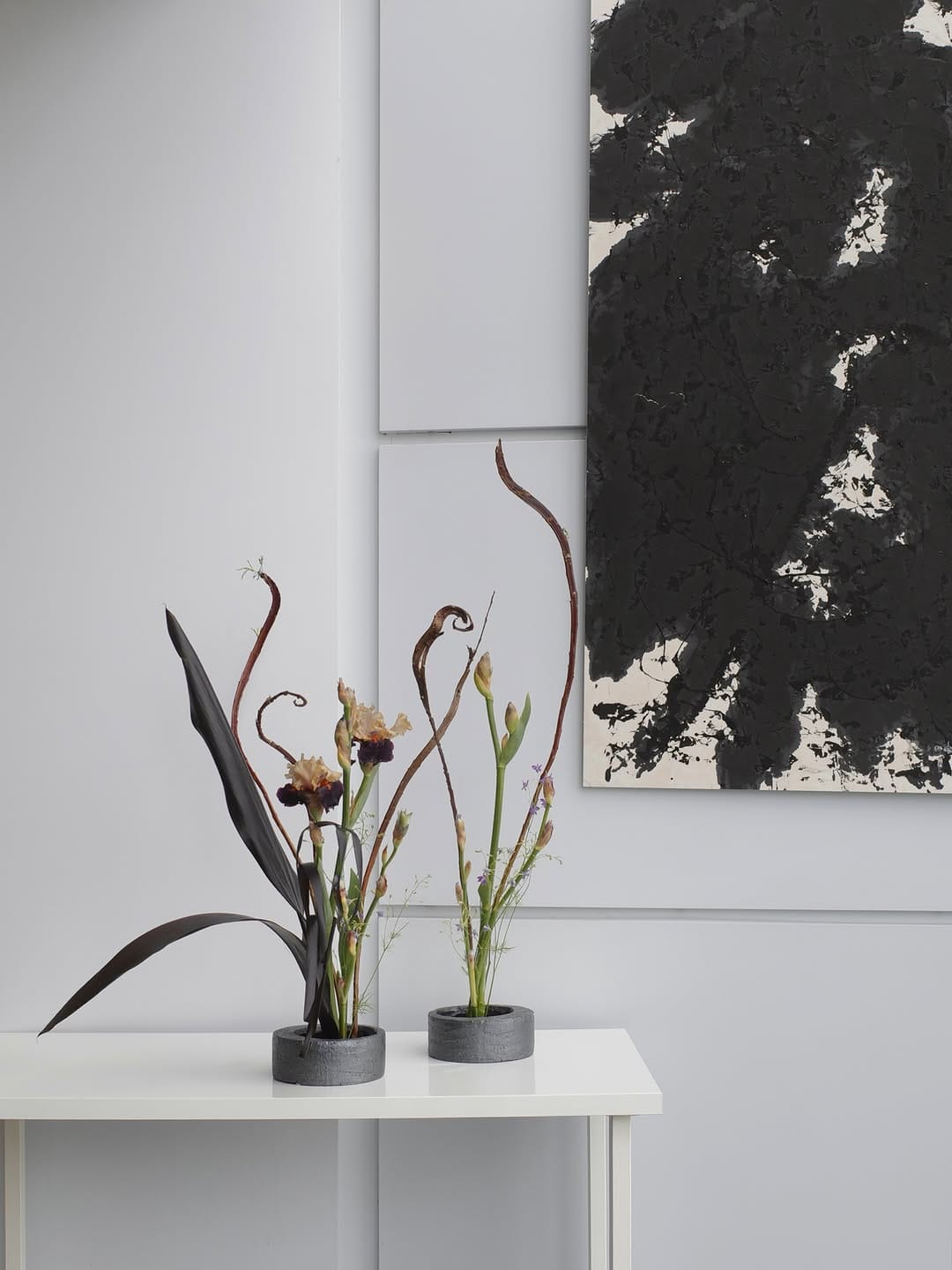 Post 2 by Yui YANAGI - Ikebana Artist on Instagram (carousel)