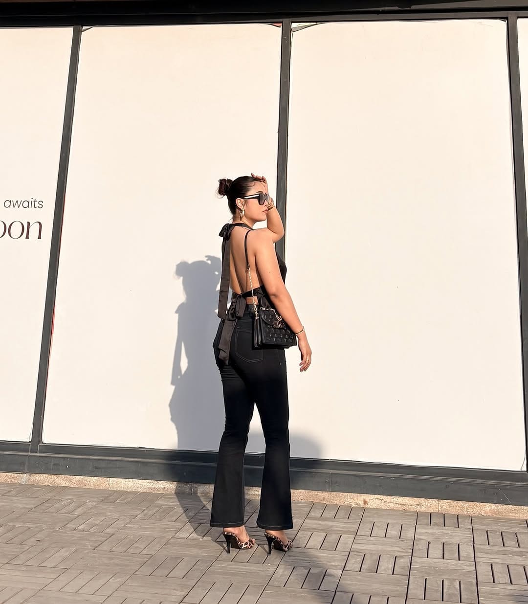 Post 6 by 𝐋  𝐄  𝐄   리자 🕊 on Instagram (carousel)