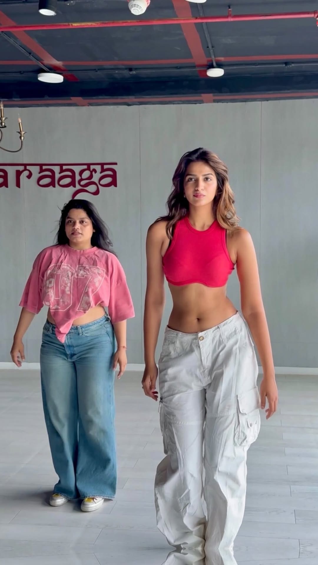 Post 2 by Shruti Chauuhan on Instagram (video)