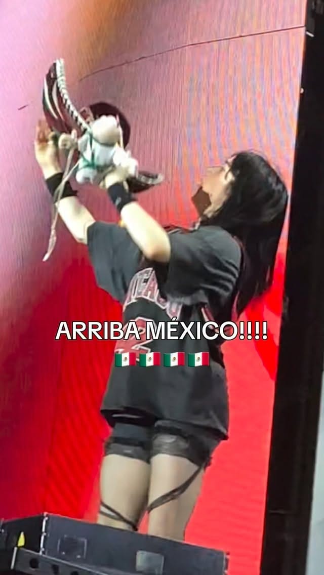 Post 4 by B.E. Fans México 🇲🇽 on Instagram (video)