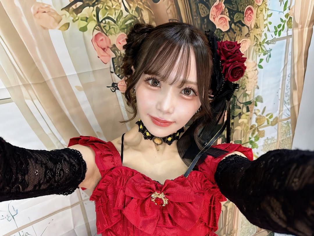 Post 6 by 寺沢ありす❤︎です ^･·̫･̥ฅ♡ on Instagram (carousel)