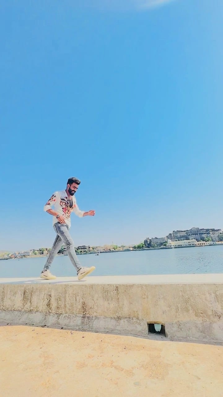 Post 10 by Vikram Singh Rawat | LB BOSS 💀 on Instagram (video)
