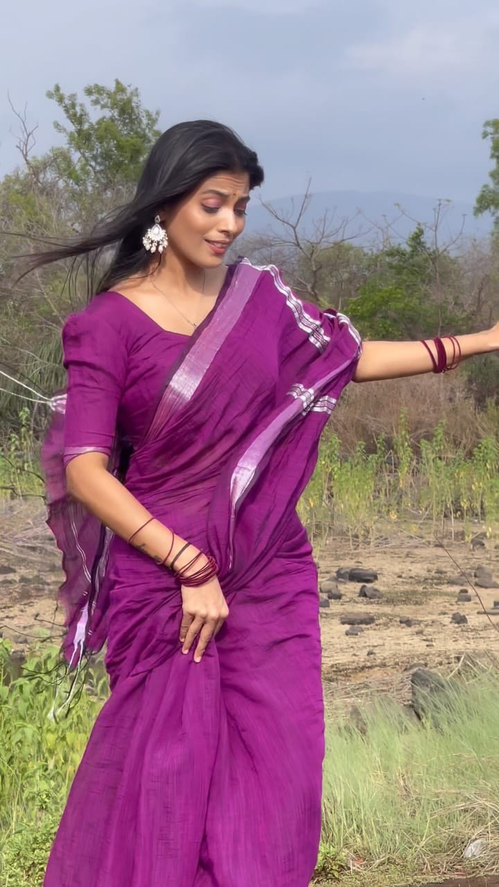 Post 6 by Shilpa Ade on Instagram (video)