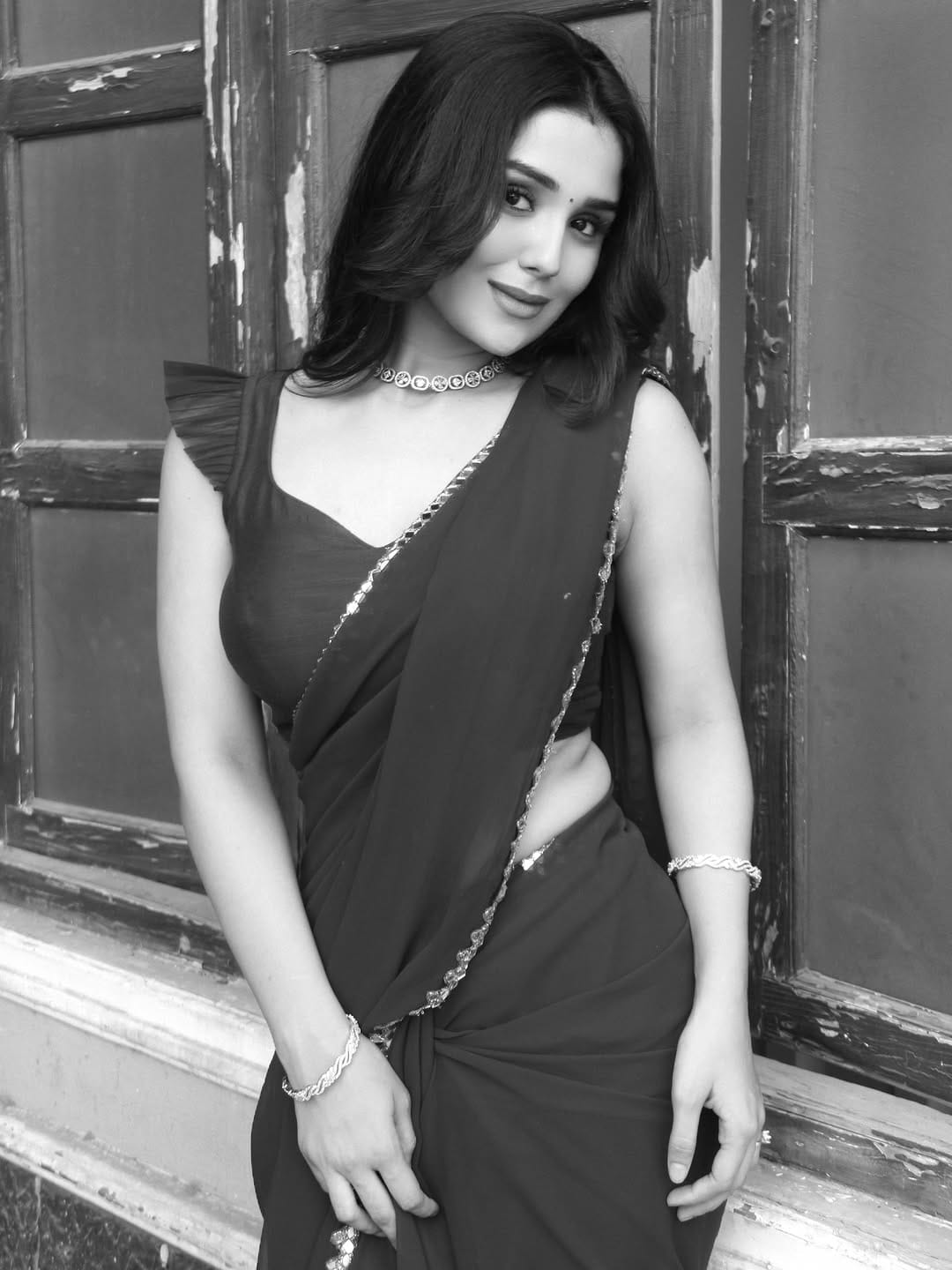 Post 3 by Saloni Sandhu on Instagram (carousel)