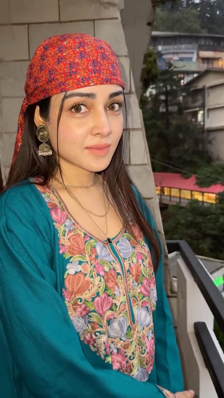 Post 7 by Srishti Singh on Instagram (video)