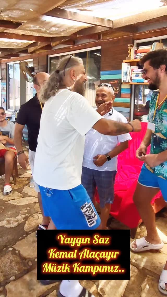 Post 9 by Yaygın Saz 👑🎶 on Instagram (video)
