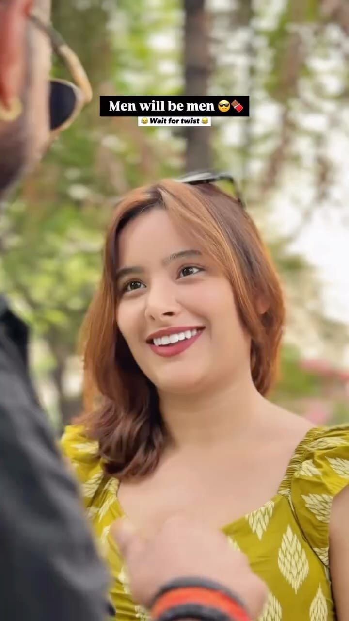 Post 4 by Vishal Yadav on Instagram (video)