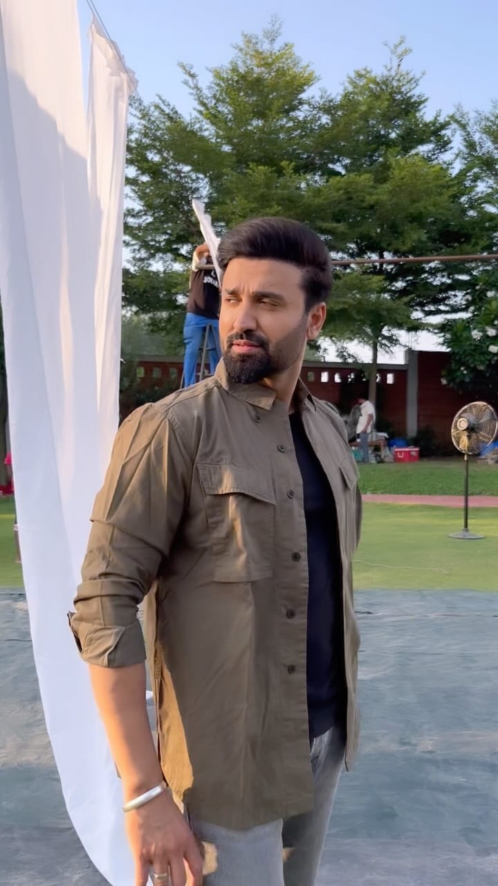 Post 1 by Jimmy Sharma on Instagram (video)