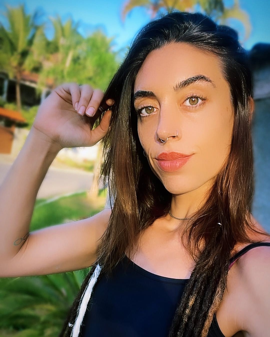 Post 4 by Juli Sebastian on Instagram (image)