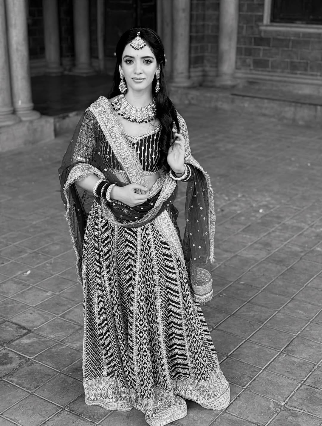 Post 4 by Sonaakshi Batra on Instagram (carousel)