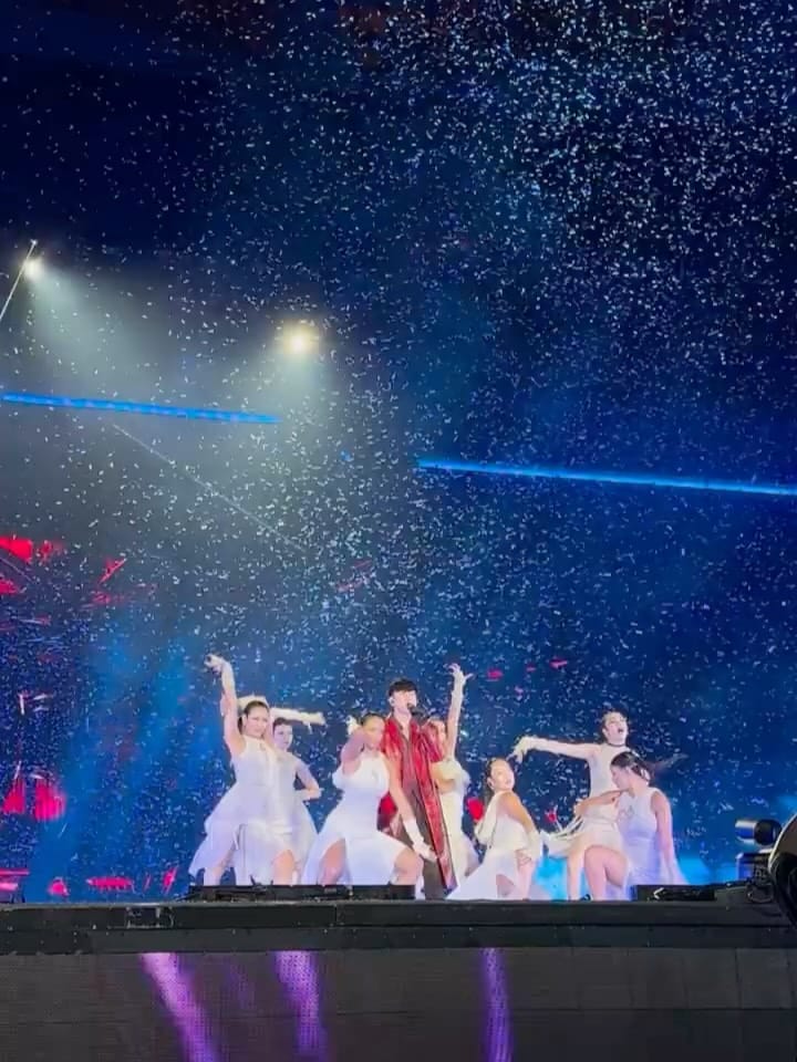 Post 8 by Saya Tanaka on Instagram (carousel)