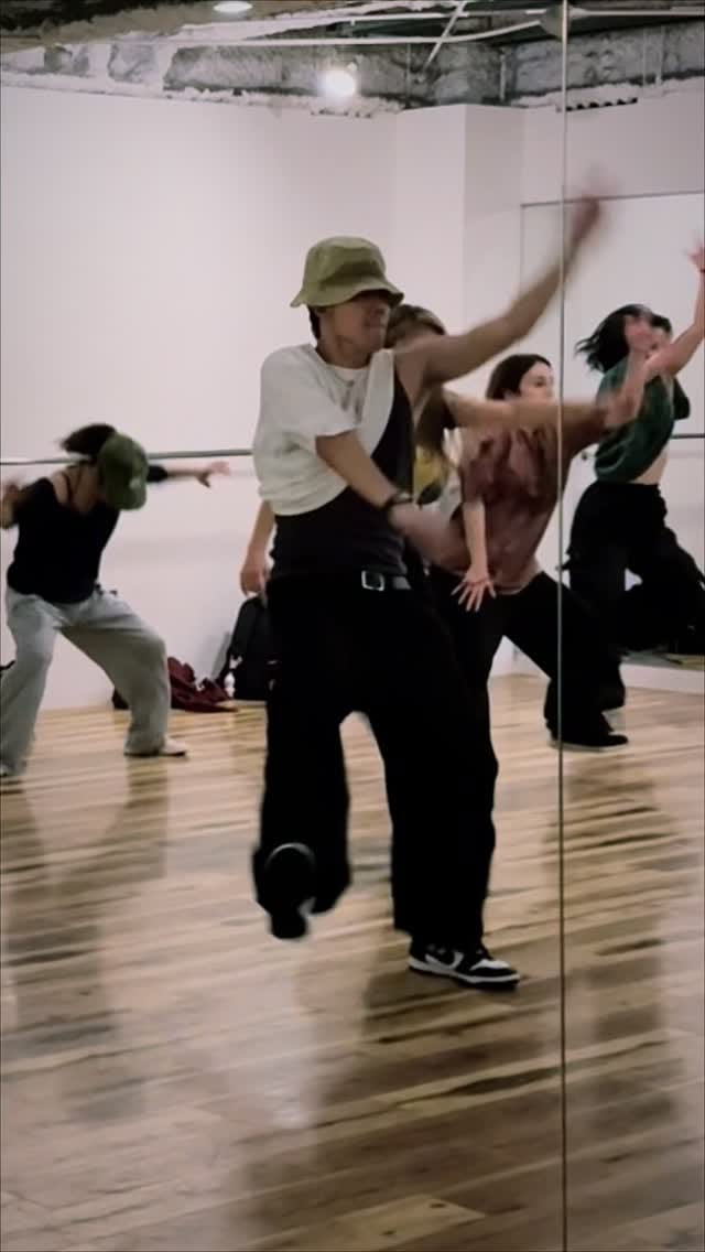 Post 8 by Kaz / Saeki Kazuaki on Instagram (video)