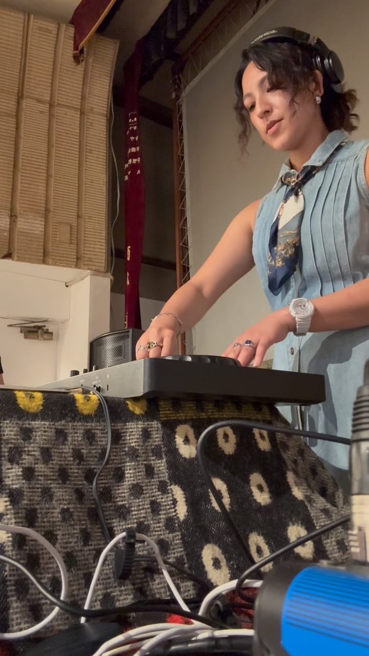 Post 2 by 𝑬𝒓𝒚𝒌𝒂𝒉 on Instagram (video)