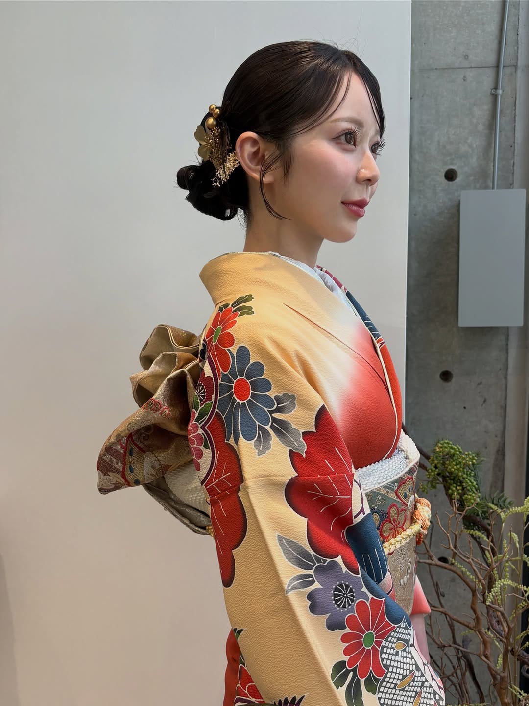 Post 6 by macoto 【表参道/ヘアアレンジ/ヘアセット/レイヤーカット/レイヤースタイル】 on Instagram (carousel)