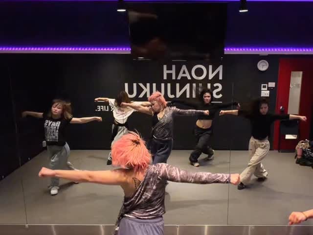 Post 8 by 🦋... 𝙇𝙚𝙣𝙖 on Instagram (video)