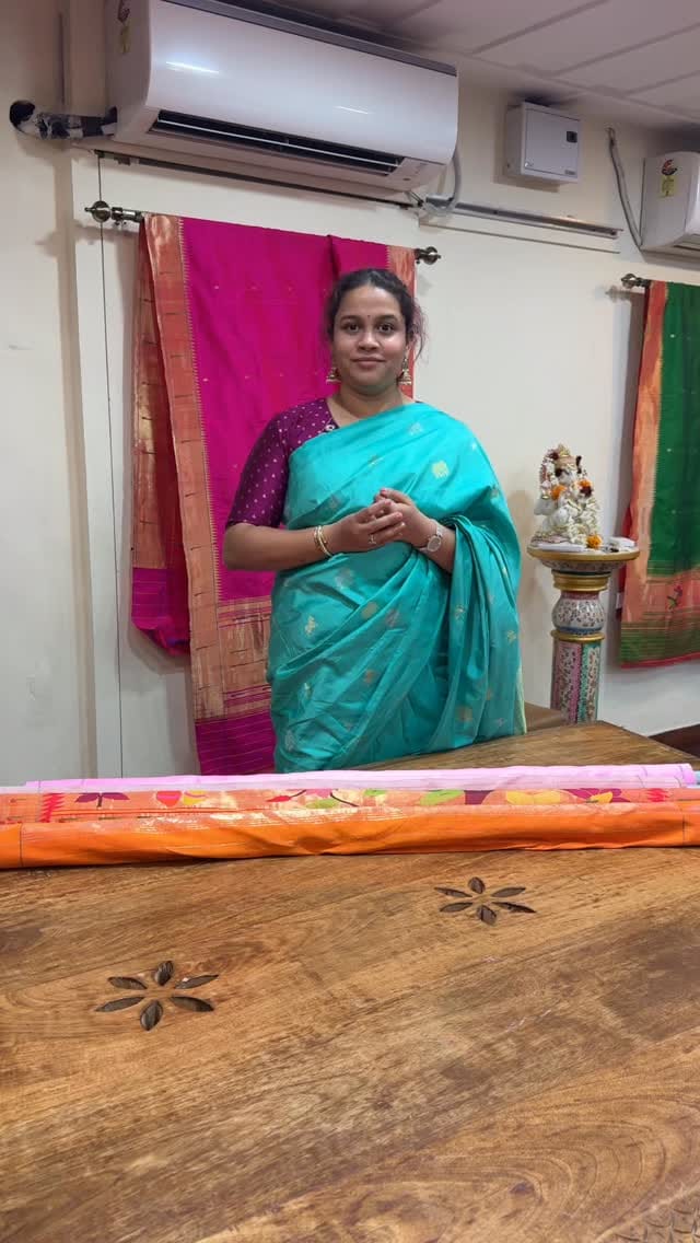Post 3 by Saudamini_Handloom on Instagram (video)