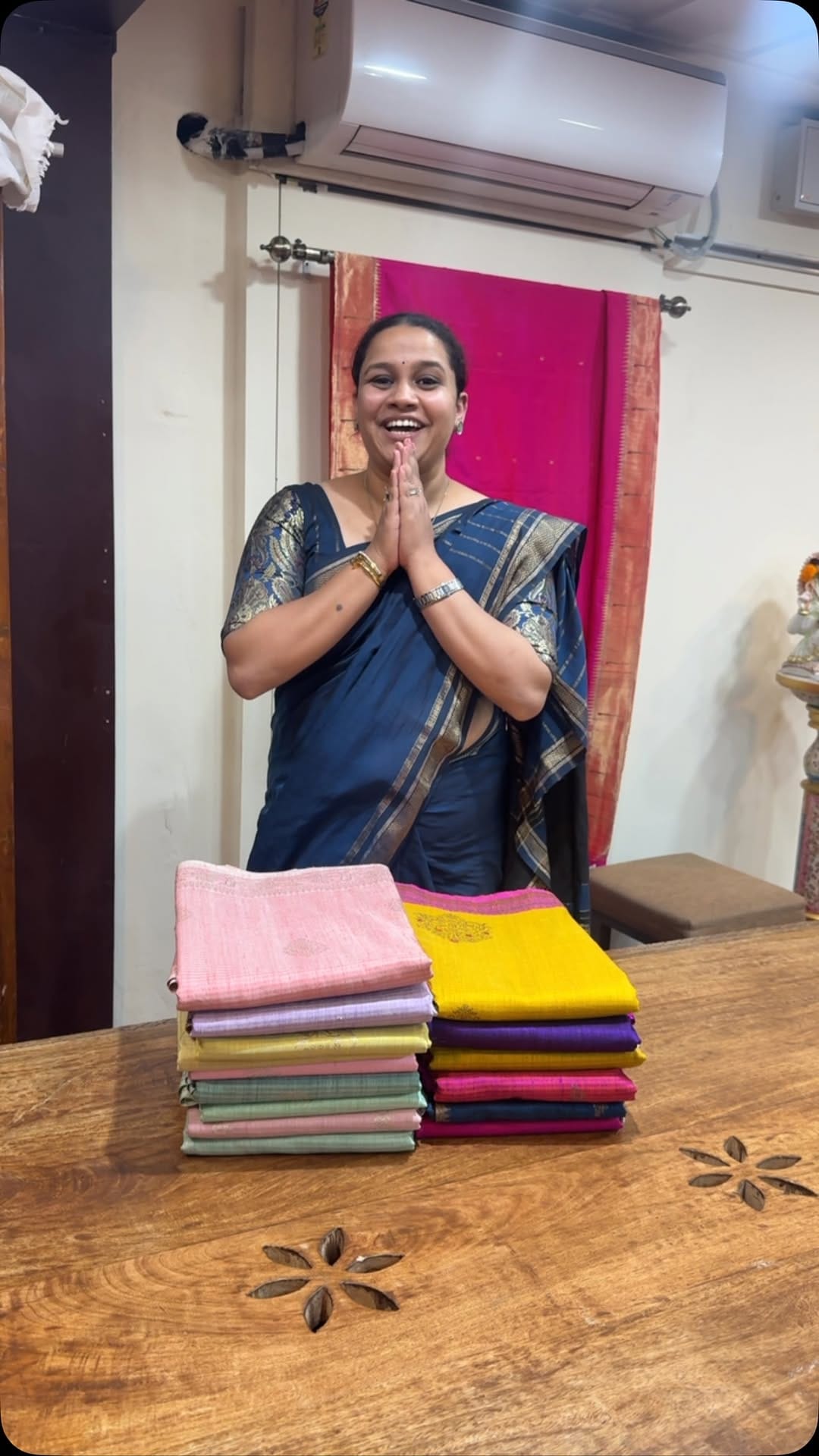 Post 1 by Saudamini_Handloom on Instagram (video)