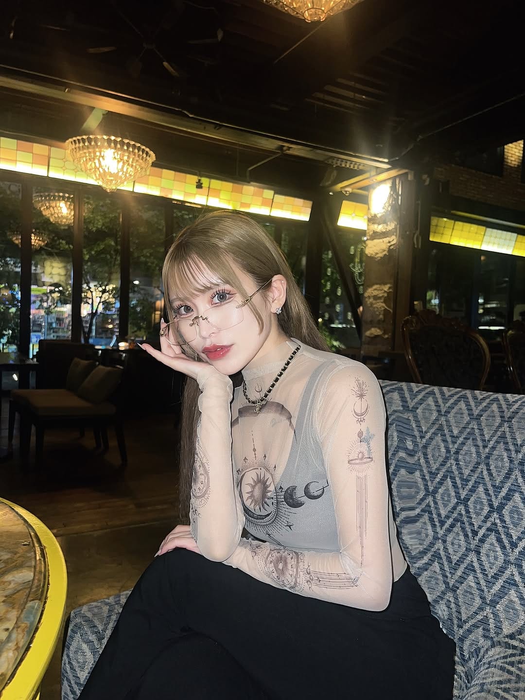 Post 9 by 𝓐𝓜𝓘𝓝𝓐🪽🦋 on Instagram (carousel)