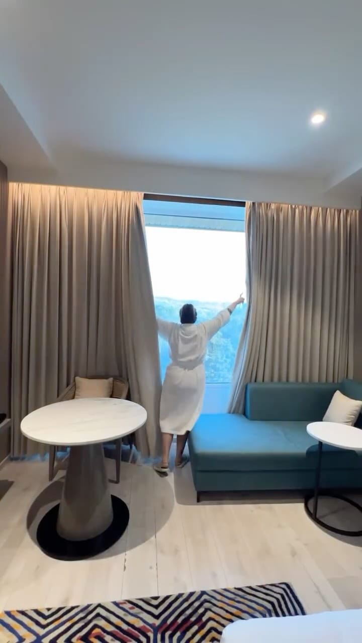 Post 8 by Nehalaxmi Iyer | Actor • Lifestyle • Travel on Instagram (video)