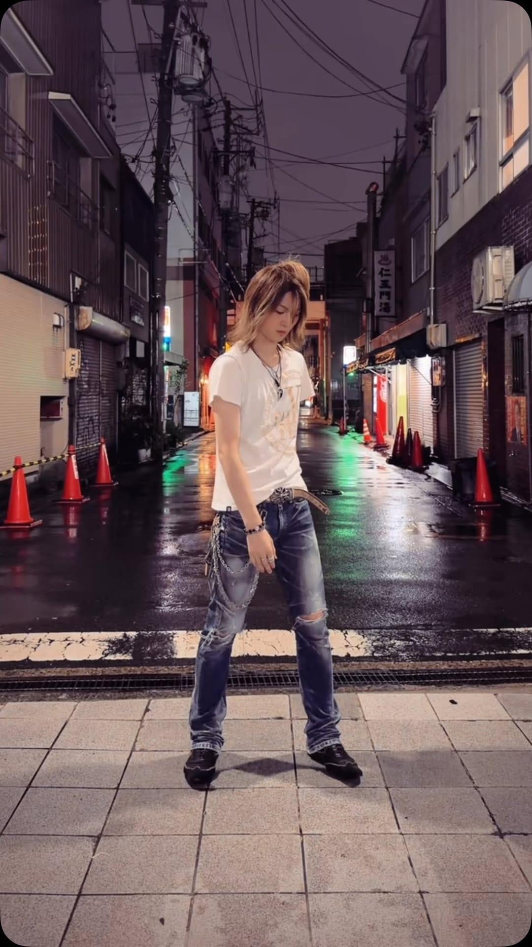 Post 4 by RIKUU on Instagram (video)