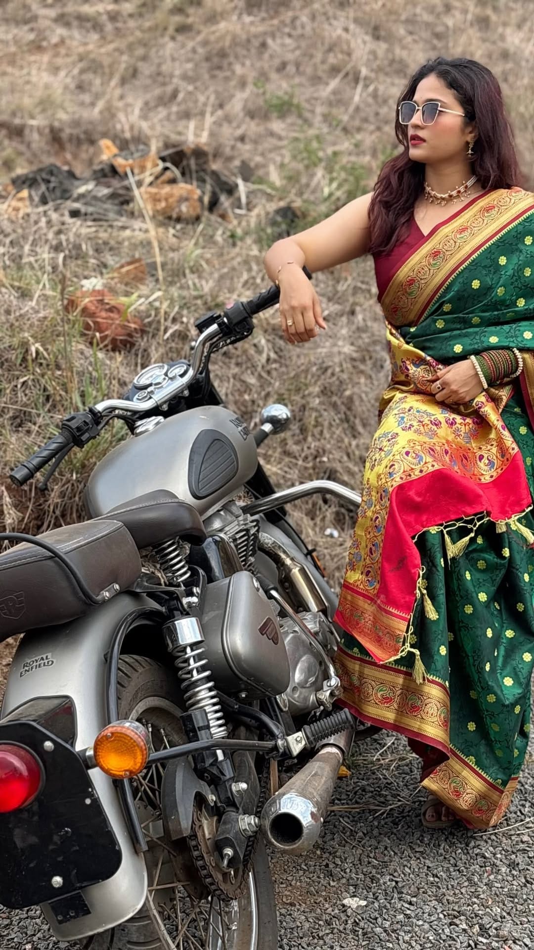Post 3 by Tanvi Kochrekar on Instagram (video)