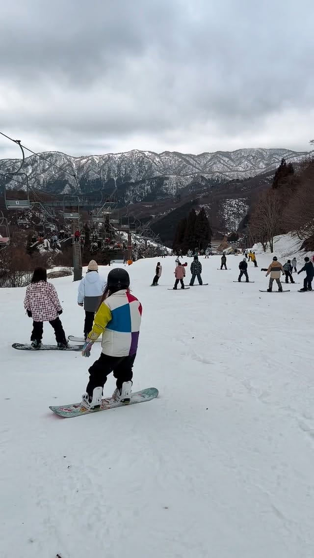 Post 9 by Dパパ on Instagram (video)