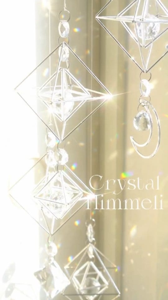 Post 9 by KOHHA  |  Crystal Objects ― Just Being on Instagram (video)